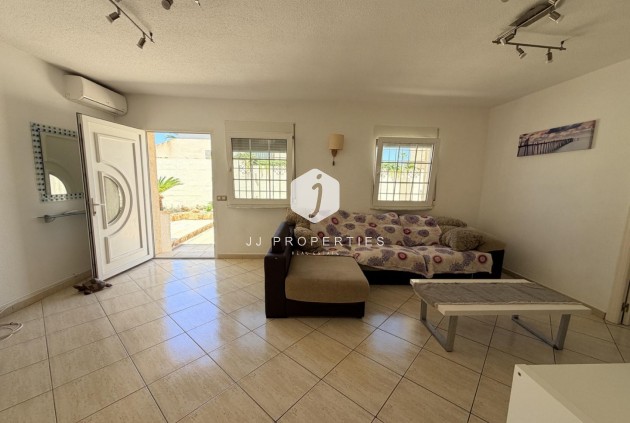 Aus zweiter Hand - Villa -
Torrevieja - Costa Blanca