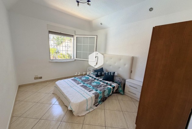 Aus zweiter Hand - Villa -
Torrevieja - Costa Blanca