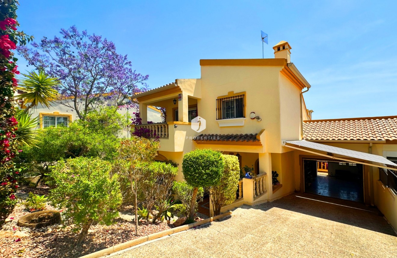 Z drugiej ręki - Villa -
Orihuela Costa - Costa Blanca