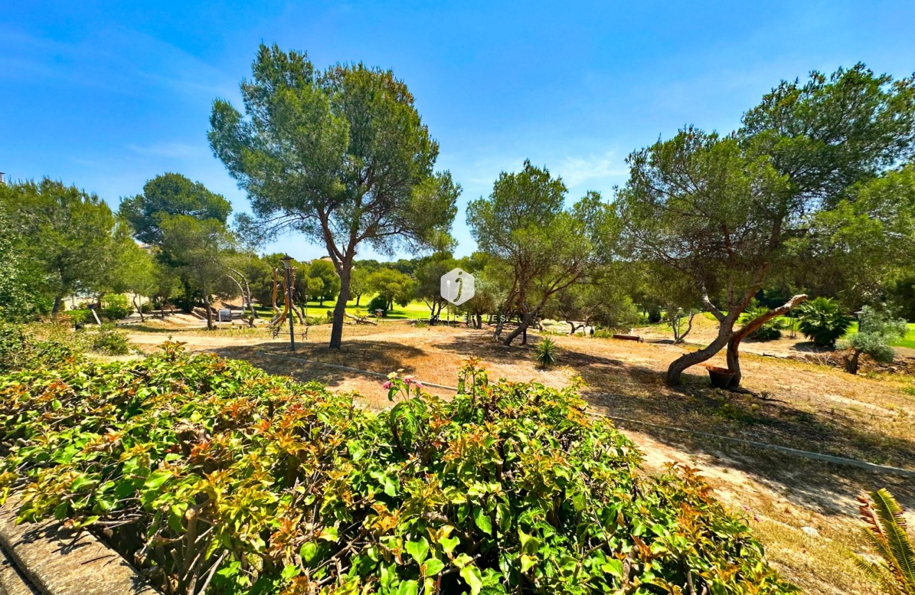 Z drugiej ręki - Villa -
Orihuela Costa - Costa Blanca
