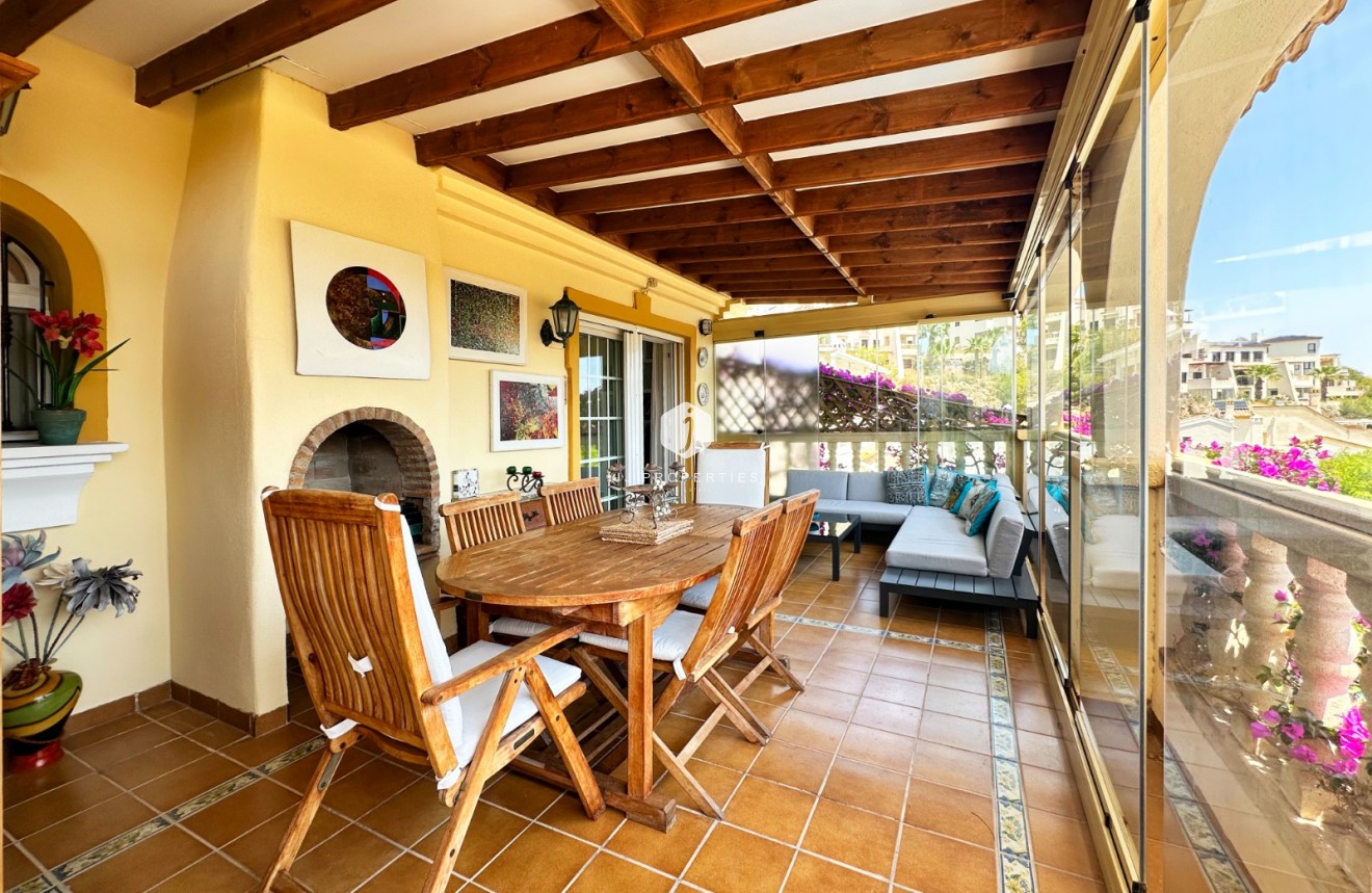 Z drugiej ręki - Villa -
Orihuela Costa - Costa Blanca