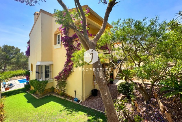 Z drugiej ręki - Villa -
Orihuela Costa - Costa Blanca