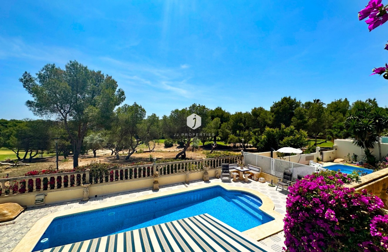 Z drugiej ręki - Villa -
Orihuela Costa - Costa Blanca