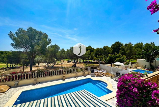 Z drugiej ręki - Villa -
Orihuela Costa - Costa Blanca