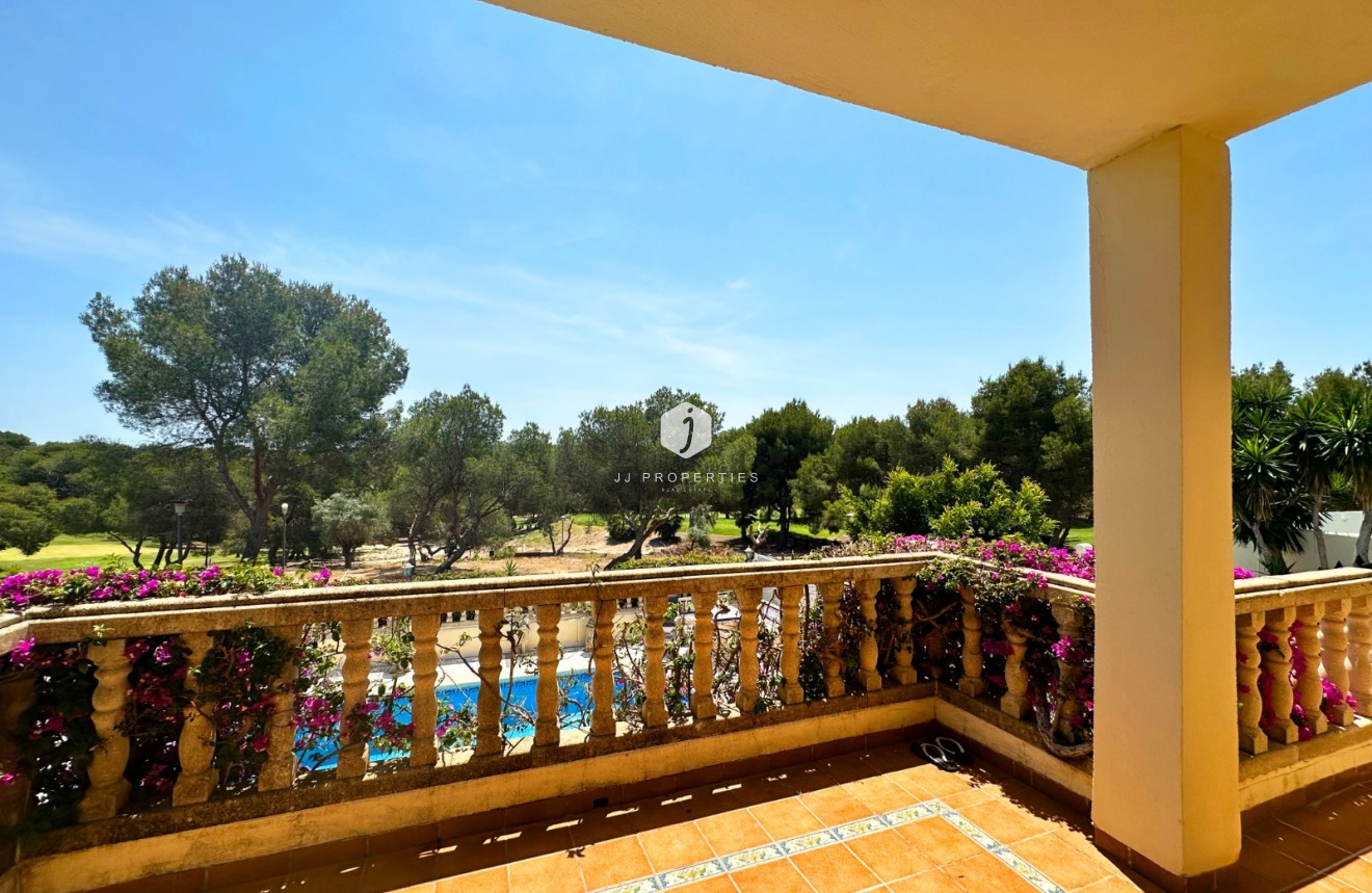 Z drugiej ręki - Villa -
Orihuela Costa - Costa Blanca
