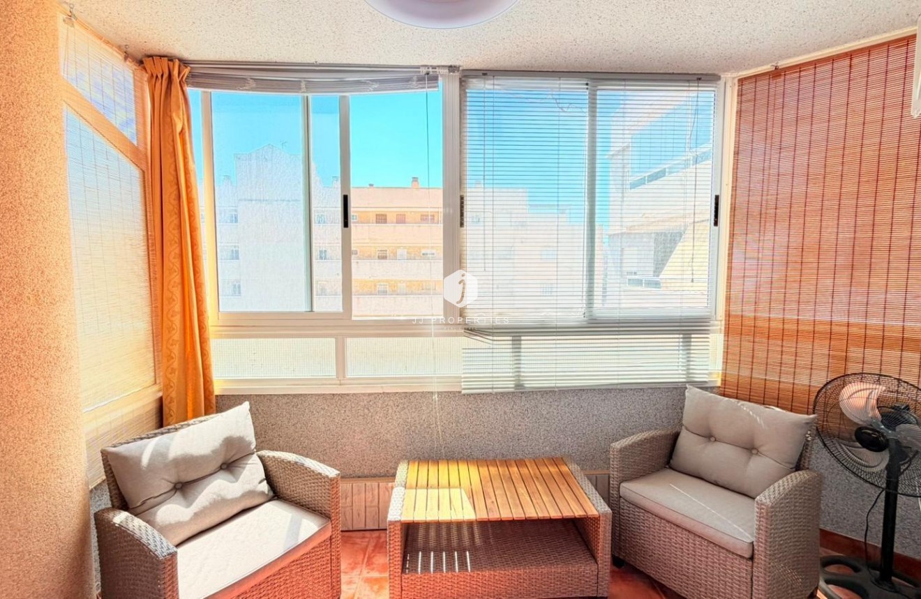 Segunda mano - Apartamento / piso -
Torrevieja - Nueva Torrevieja