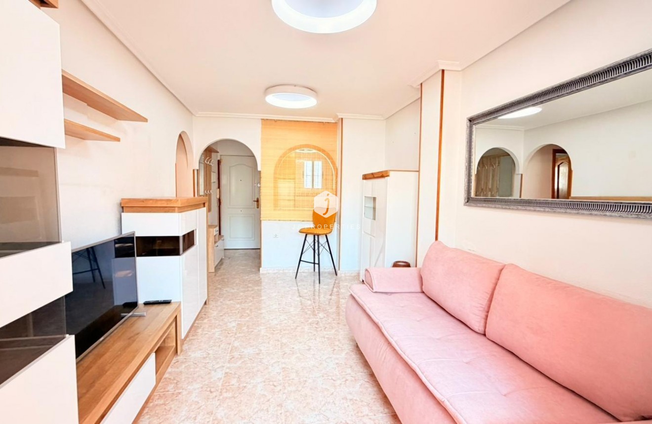 Segunda mano - Apartamento / piso -
Torrevieja - Nueva Torrevieja