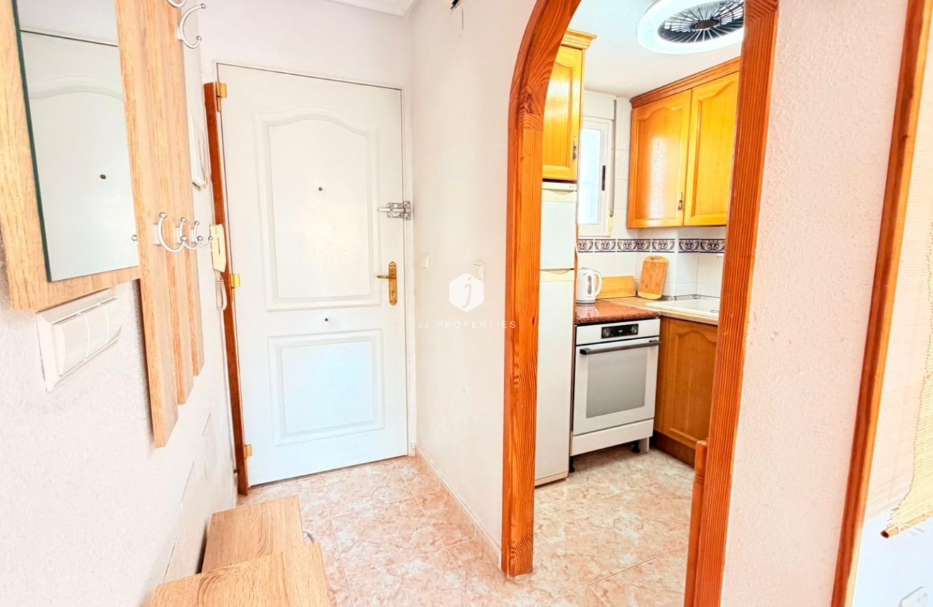 Segunda mano - Apartamento / piso -
Torrevieja - Nueva Torrevieja