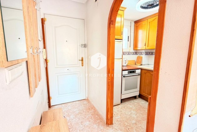 Segunda mano - Apartamento / piso -
Torrevieja - Nueva Torrevieja