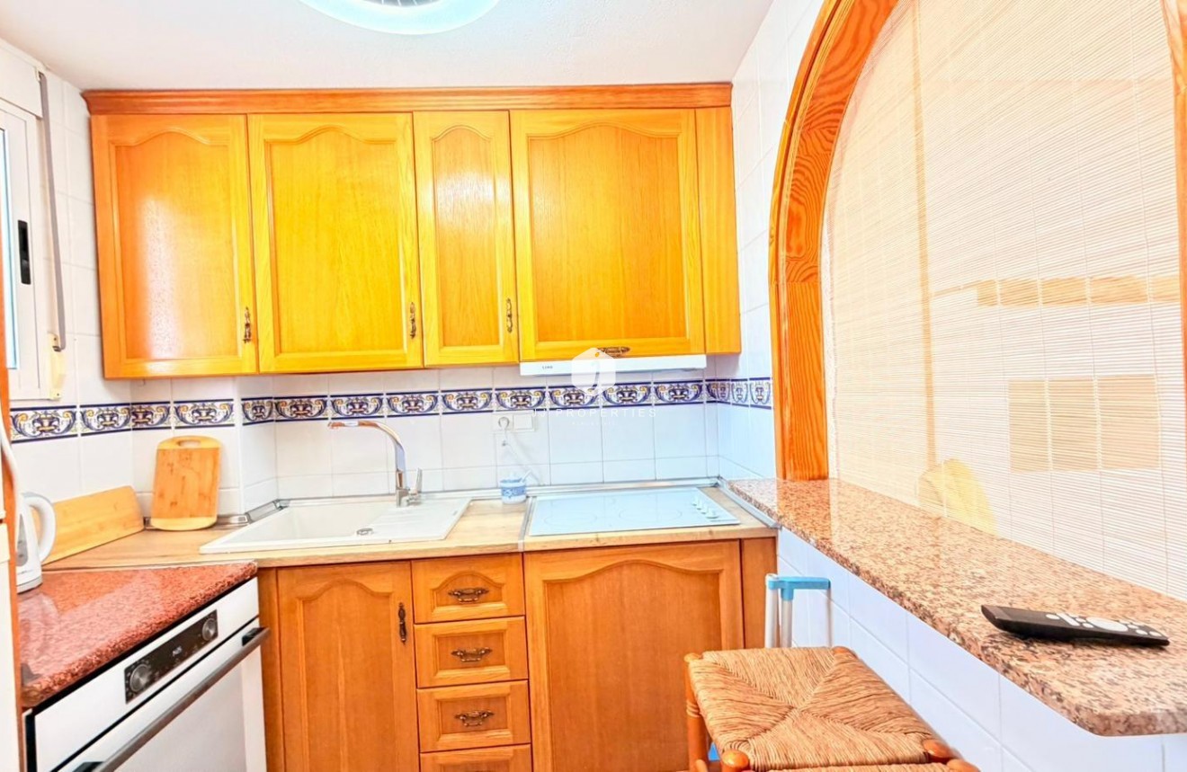 Segunda mano - Apartamento / piso -
Torrevieja - Nueva Torrevieja