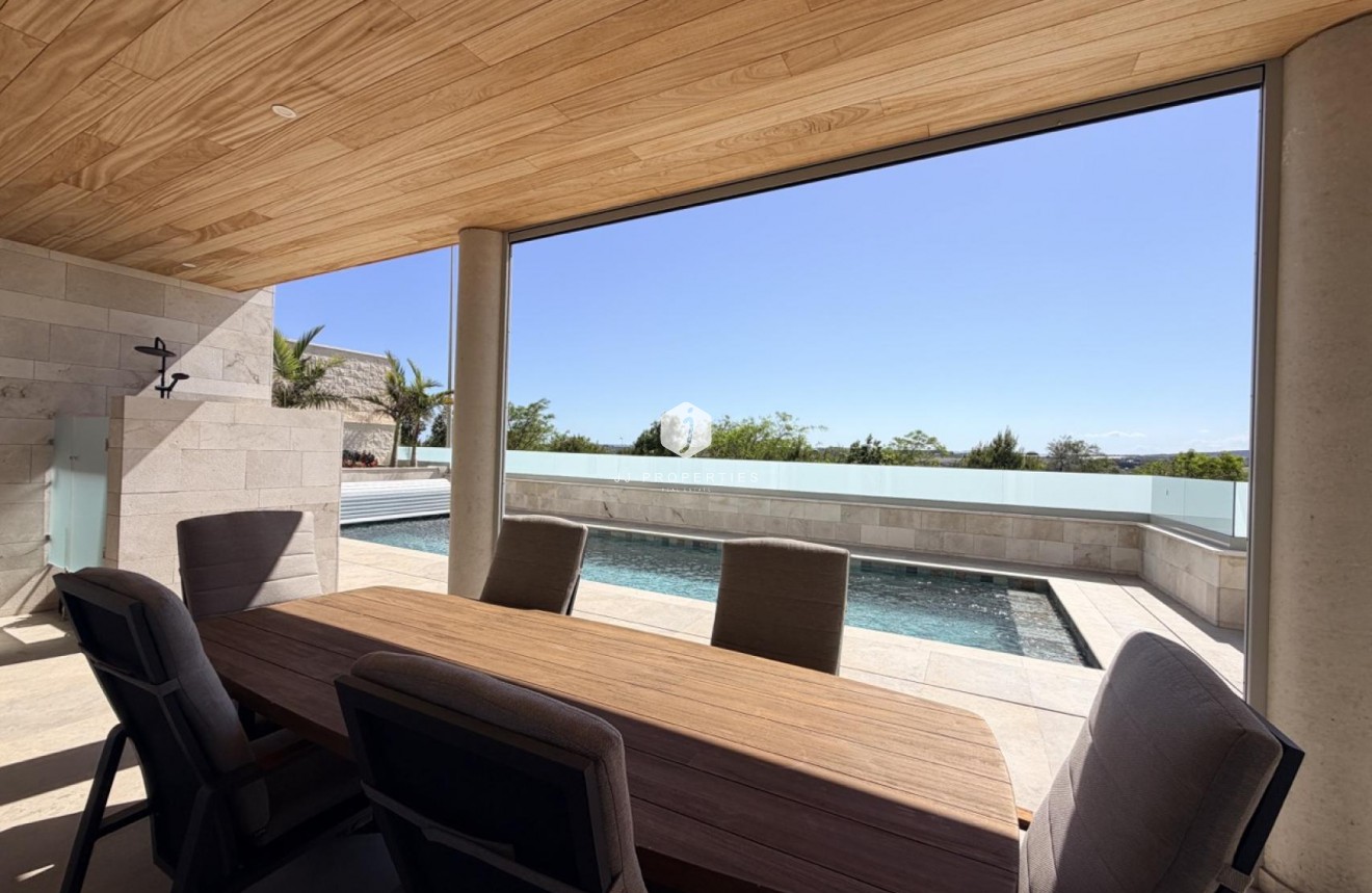 Aus zweiter Hand - Villa -
Benijofar - Costa Blanca