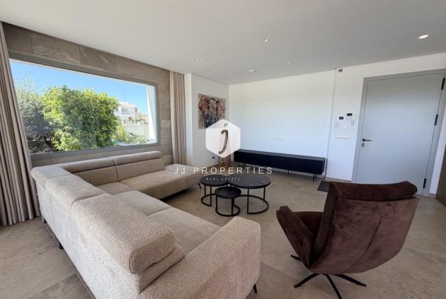 Aus zweiter Hand - Villa -
Benijofar - Costa Blanca