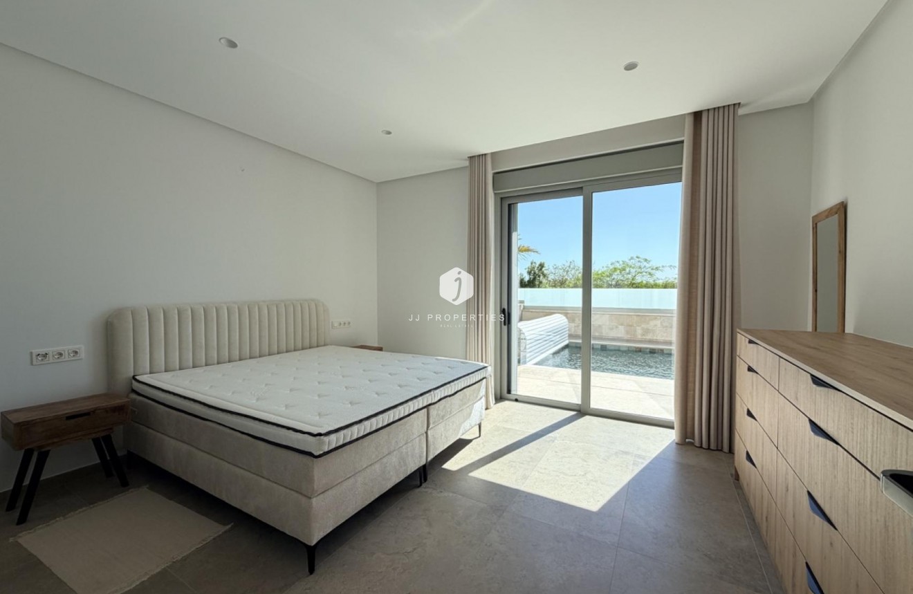 Aus zweiter Hand - Villa -
Benijofar - Costa Blanca