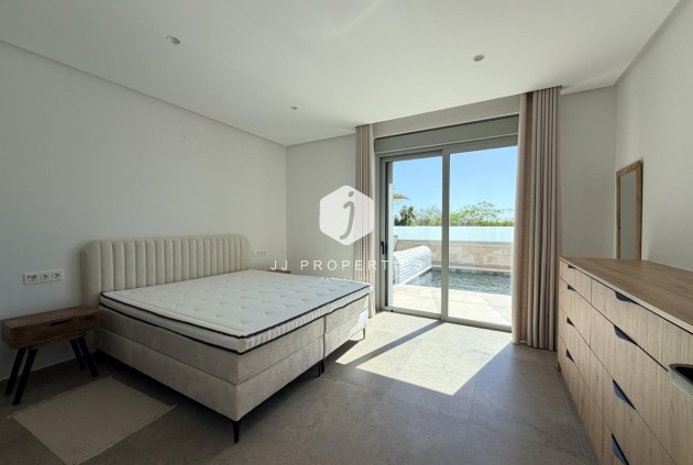 Aus zweiter Hand - Villa -
Benijofar - Costa Blanca
