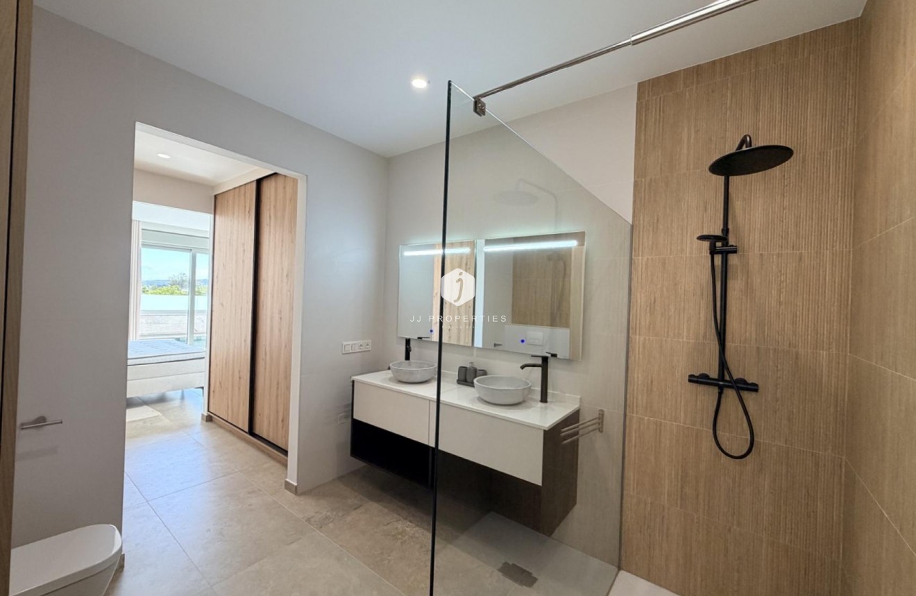Aus zweiter Hand - Villa -
Benijofar - Costa Blanca