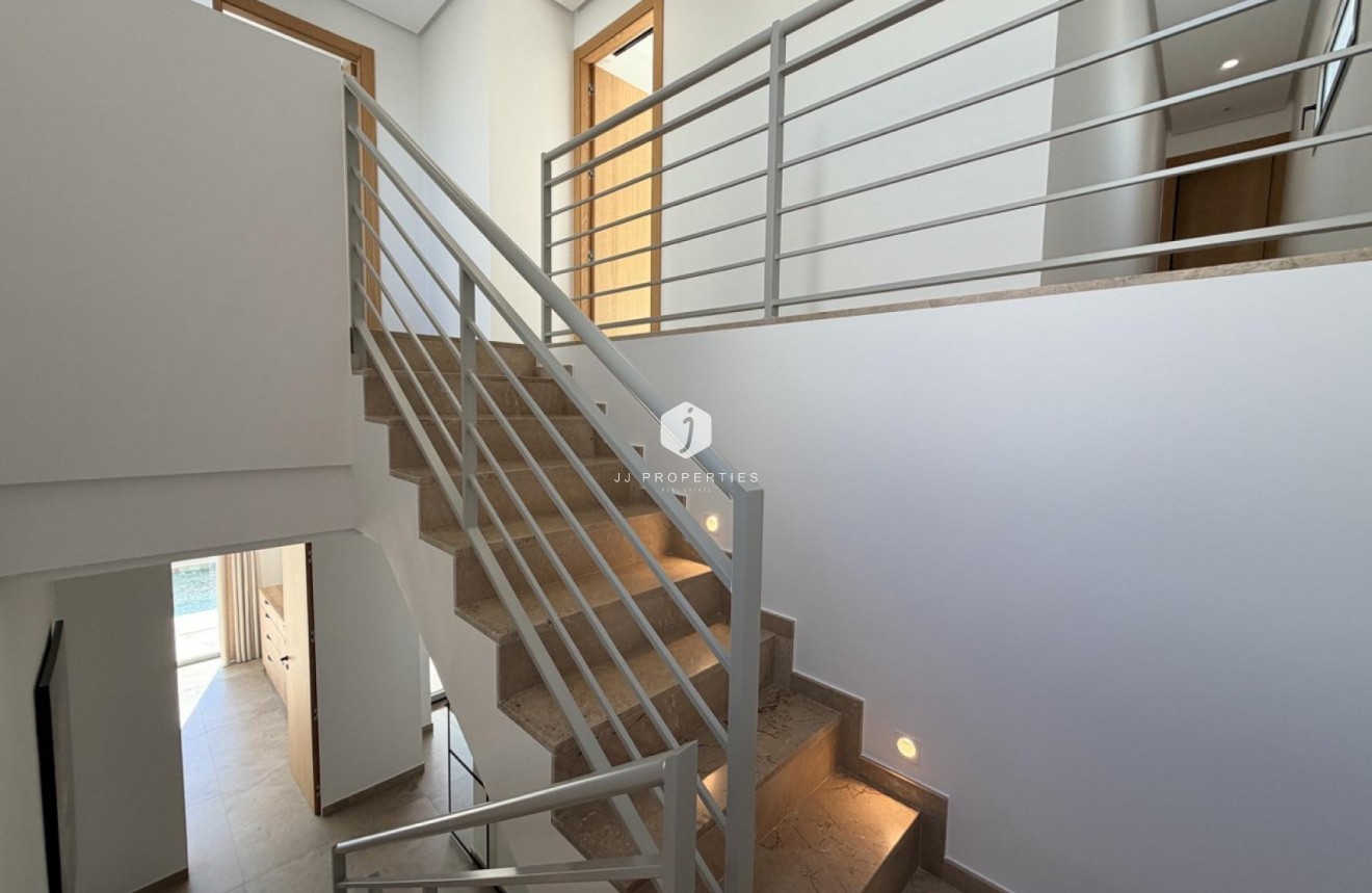 Aus zweiter Hand - Villa -
Benijofar - Costa Blanca