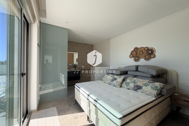 Aus zweiter Hand - Villa -
Benijofar - Costa Blanca