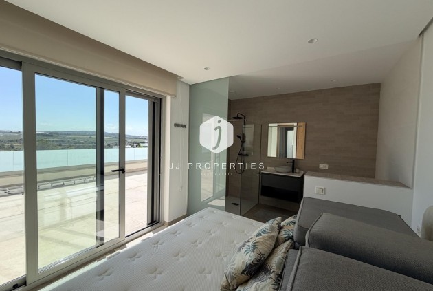 Aus zweiter Hand - Villa -
Benijofar - Costa Blanca