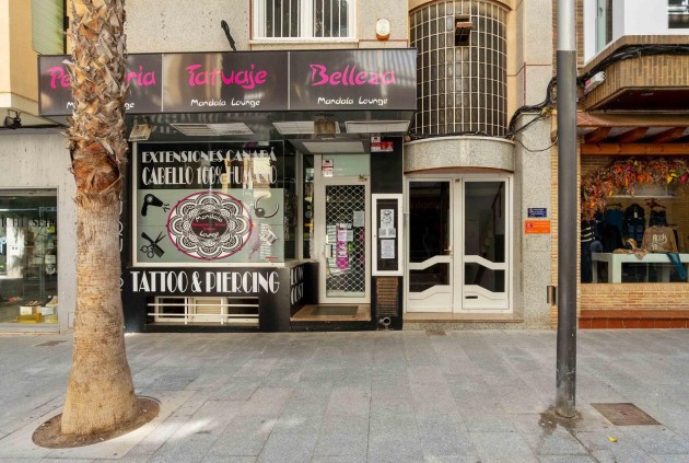 Z drugiej ręki - Daszek -
Torrevieja - Centro