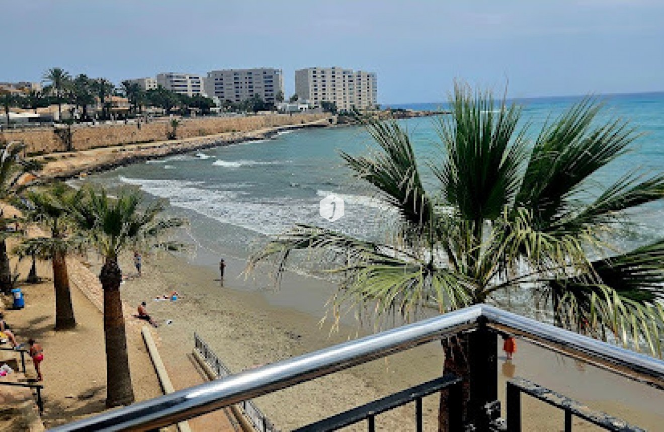 Aus zweiter Hand - Chalet -
Orihuela Costa - Costa Blanca