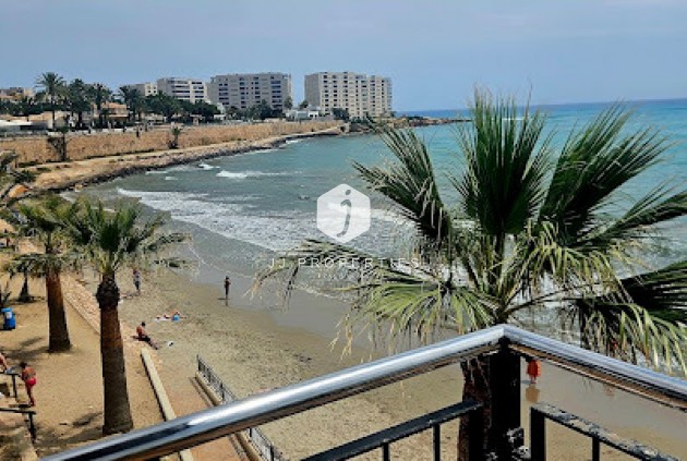 Aus zweiter Hand - Chalet -
Orihuela Costa - Costa Blanca