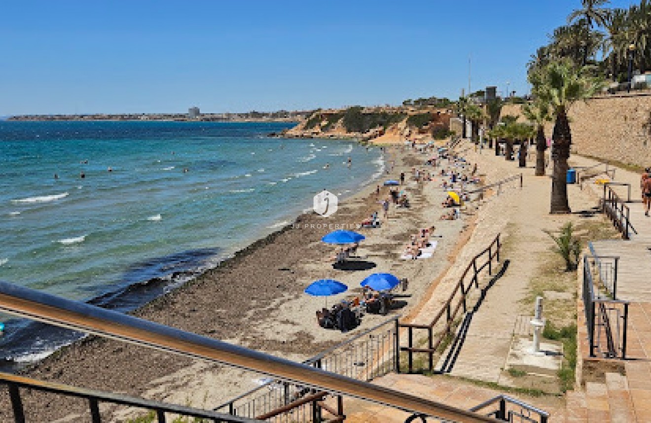 Aus zweiter Hand - Chalet -
Orihuela Costa - Costa Blanca