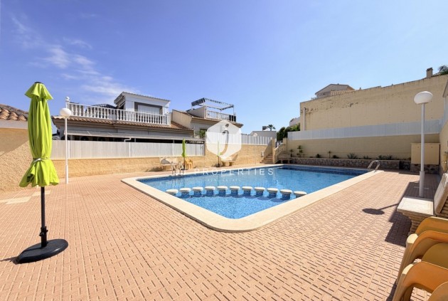 Aus zweiter Hand - Chalet -
Rojales - Inland