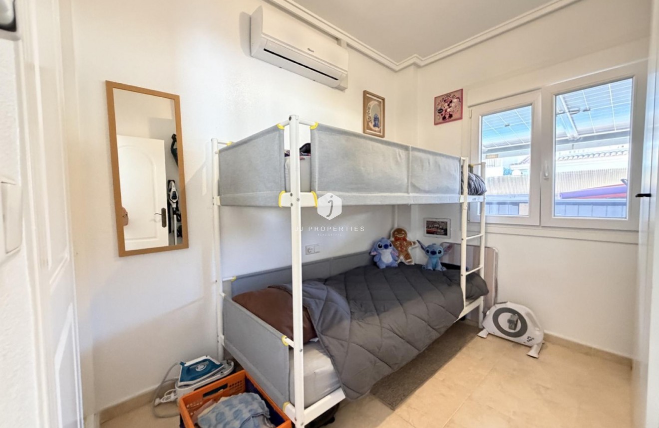 Aus zweiter Hand - Chalet -
Rojales - Inland