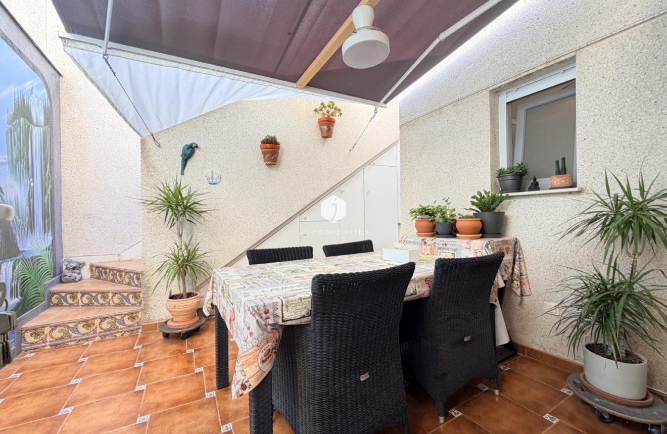 Aus zweiter Hand - Chalet -
Rojales - Inland
