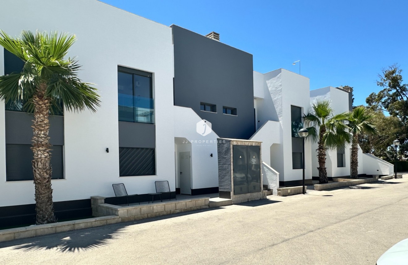 Z drugiej ręki - Mieszkanie w bloku -
Guardamar del Segura - Costa Blanca