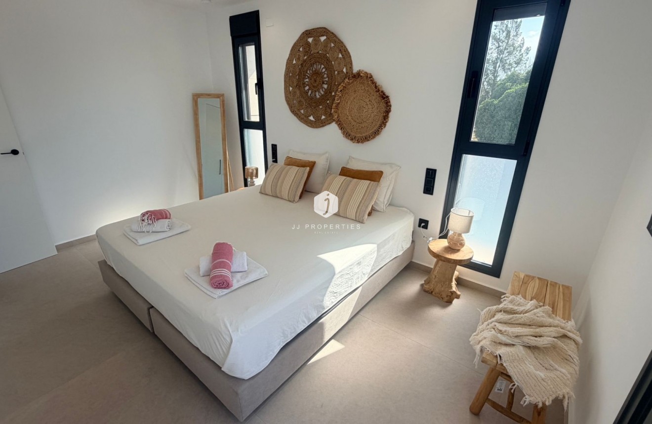 Aus zweiter Hand - Villa -
Dolores - Costa Blanca