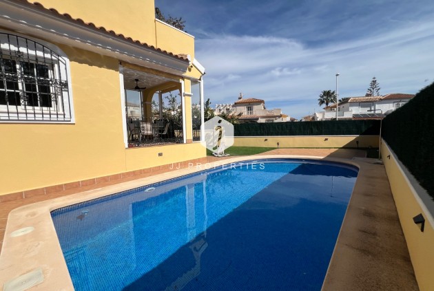 Z drugiej ręki - Villa -
Orihuela Costa - Costa Blanca