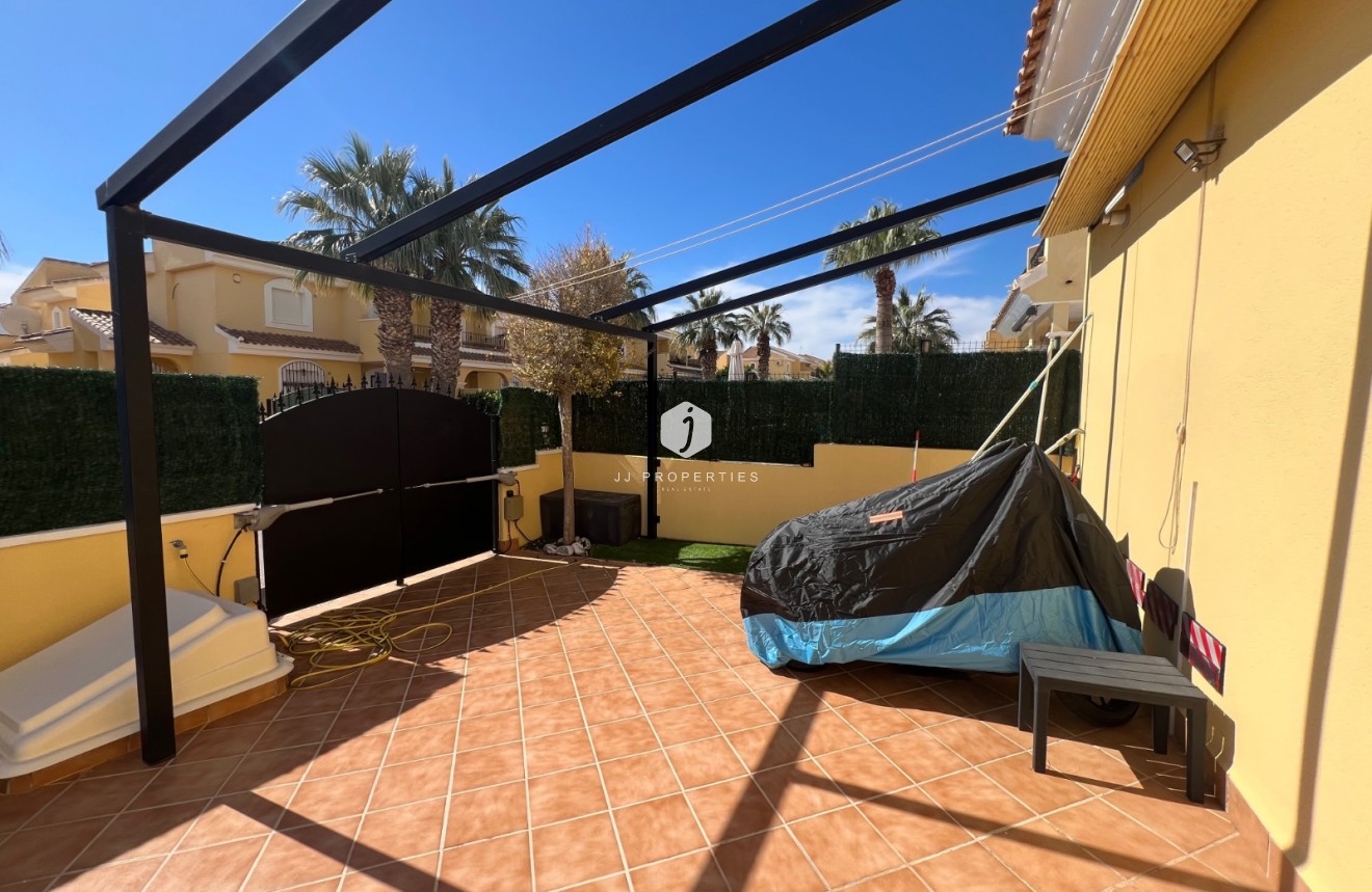 Z drugiej ręki - Villa -
Orihuela Costa - Costa Blanca