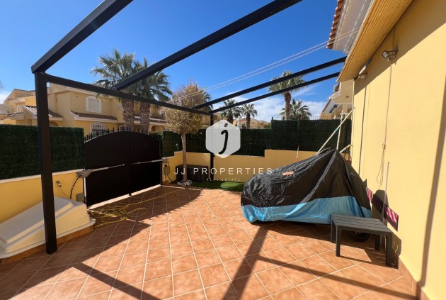 Z drugiej ręki - Villa -
Orihuela Costa - Costa Blanca