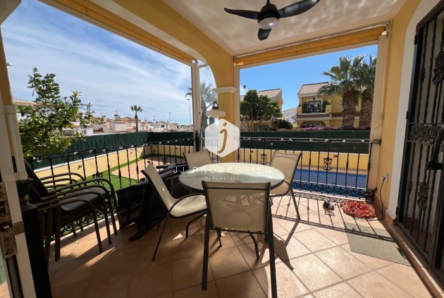 Z drugiej ręki - Villa -
Orihuela Costa - Costa Blanca