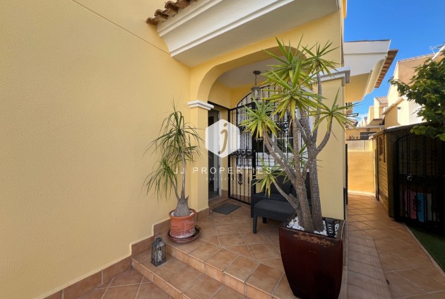 Z drugiej ręki - Villa -
Orihuela Costa - Costa Blanca