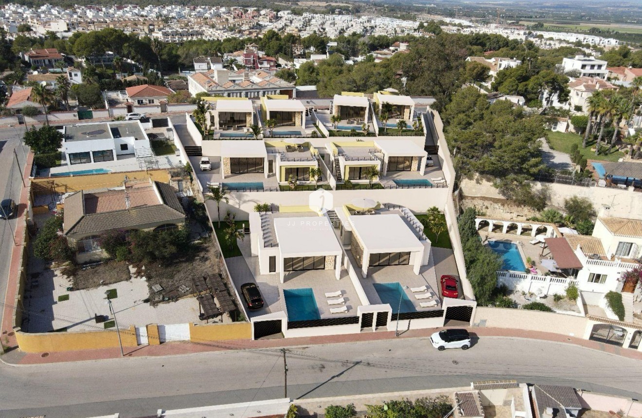 Nowy budynek - Villa -
Torrevieja - Los Balcones