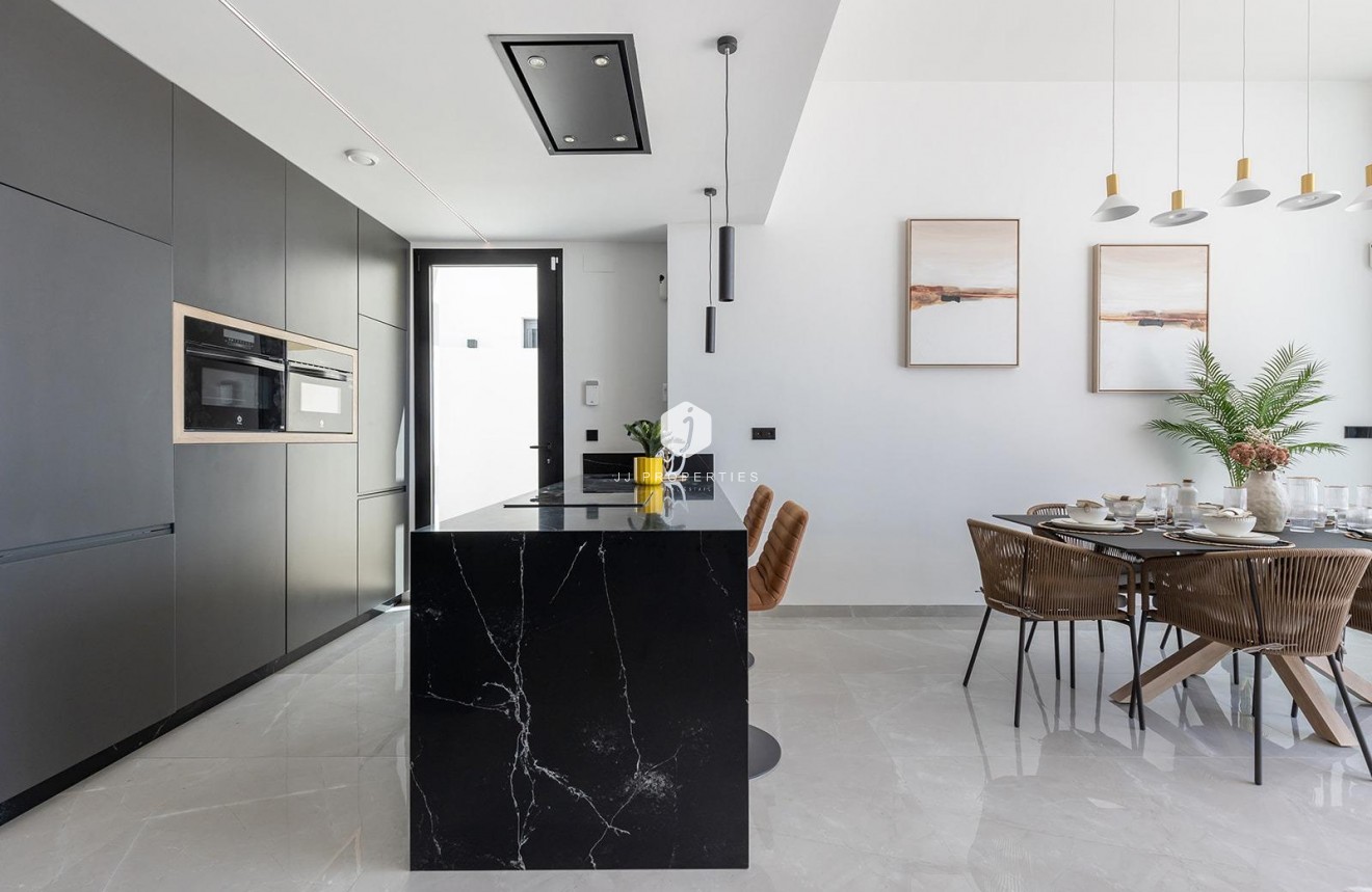 Nowy budynek - Villa -
Torrevieja - Los Balcones