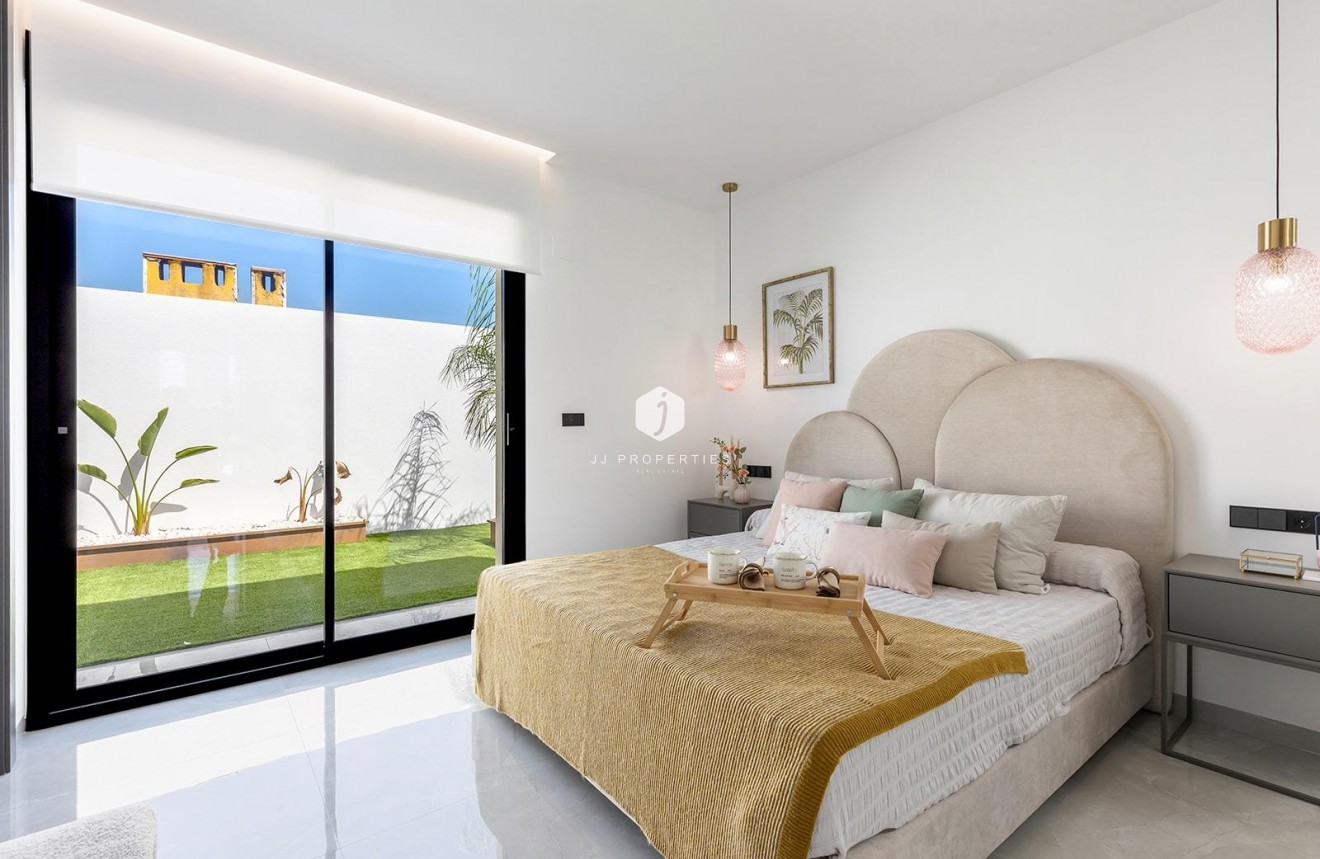 Nowy budynek - Villa -
Torrevieja - Los Balcones