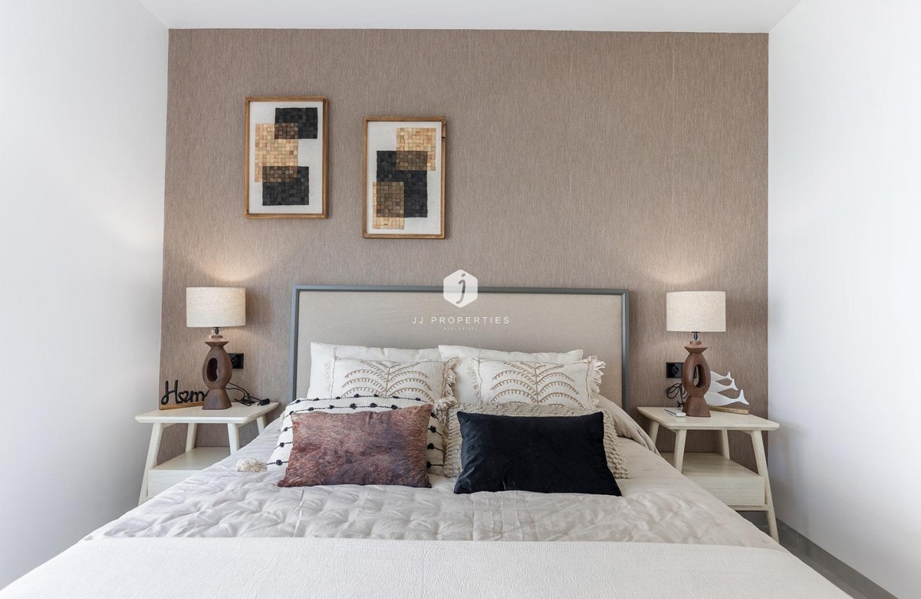 Nowy budynek - Villa -
Torrevieja - Los Balcones