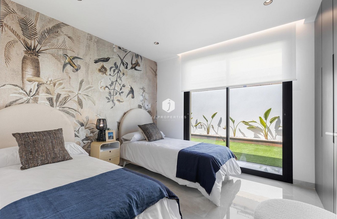 Nowy budynek - Villa -
Torrevieja - Los Balcones