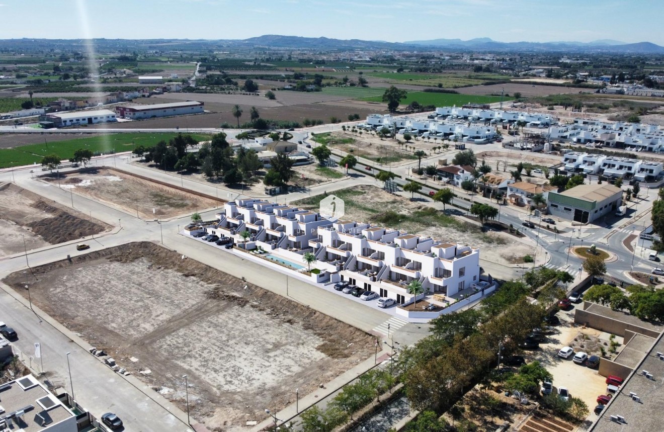 Obra nueva - Bungalow -
Dolores - Sector 3