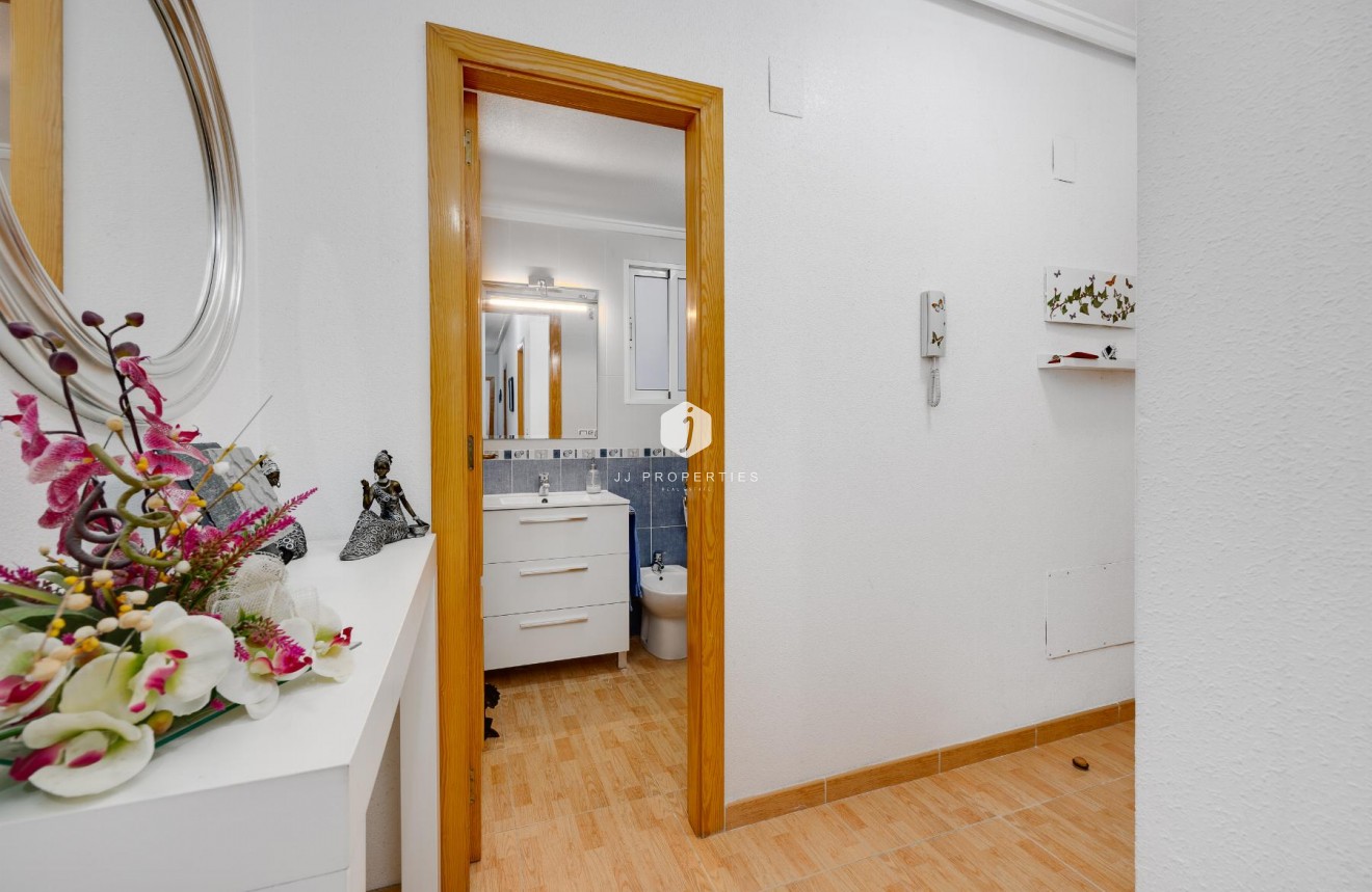 Segunda mano - Apartamento / piso -
Torrevieja - Costa Blanca