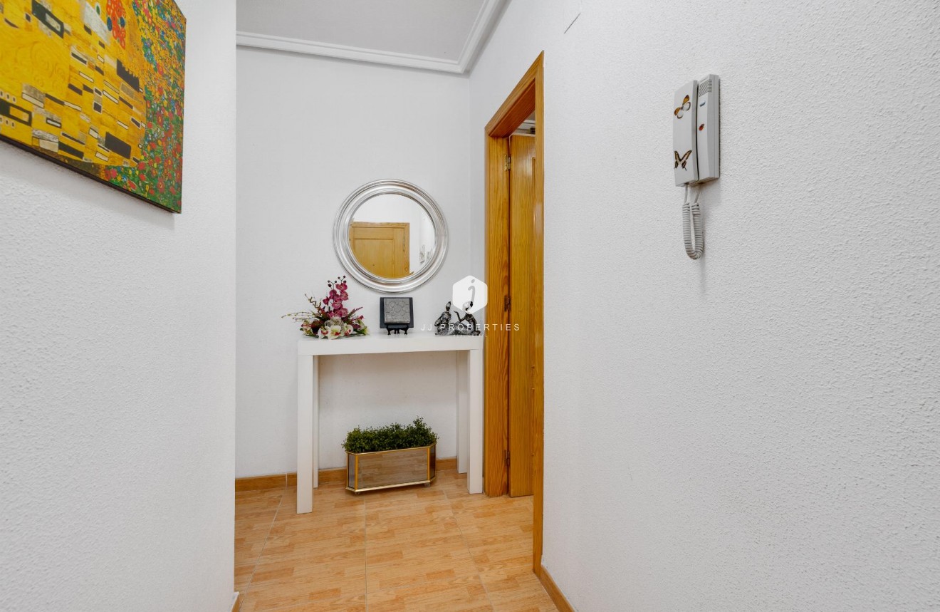 Segunda mano - Apartamento / piso -
Torrevieja - Costa Blanca