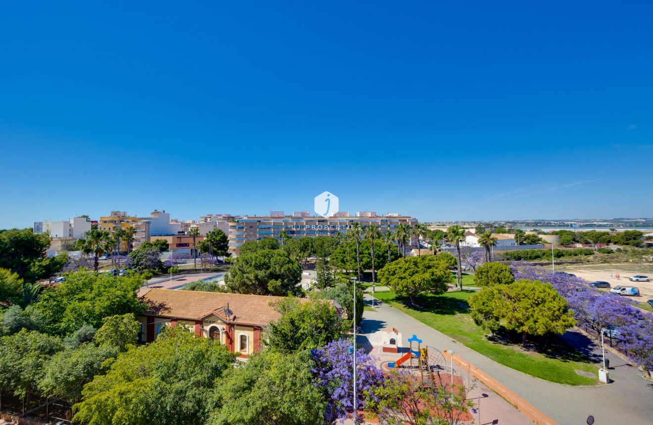 Segunda mano - Apartamento / piso -
Torrevieja - Costa Blanca