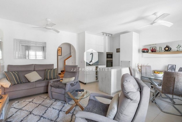 Z drugiej ręki - Villa -
Torrevieja - La Mata