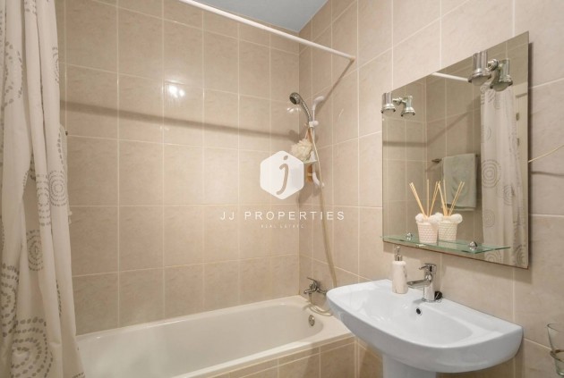 Z drugiej ręki - Villa -
Torrevieja - La Mata