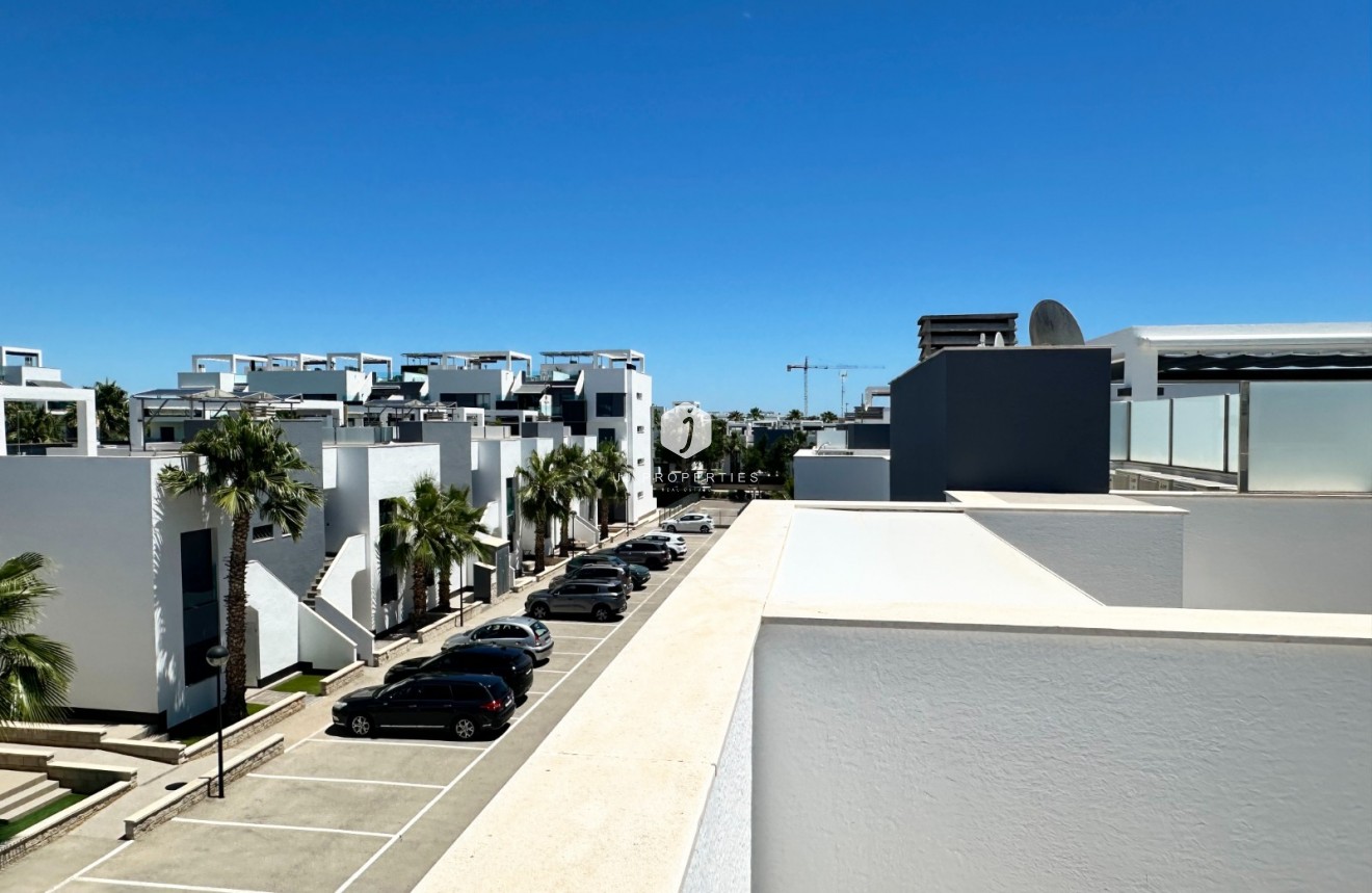 Z drugiej ręki - Mieszkanie w bloku -
Guardamar del Segura - Costa Blanca