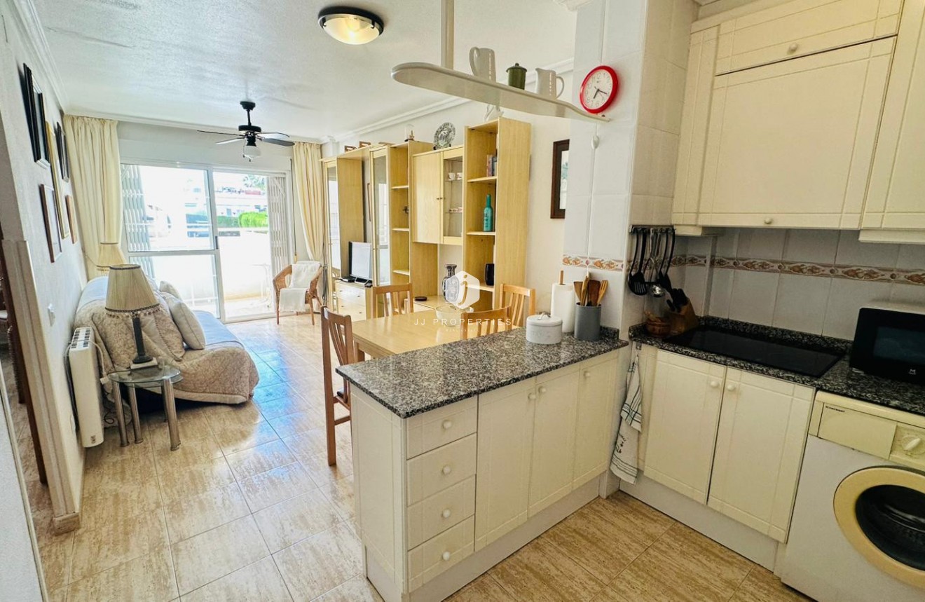 Segunda mano - Apartamento / piso -
Torrevieja - Costa Blanca