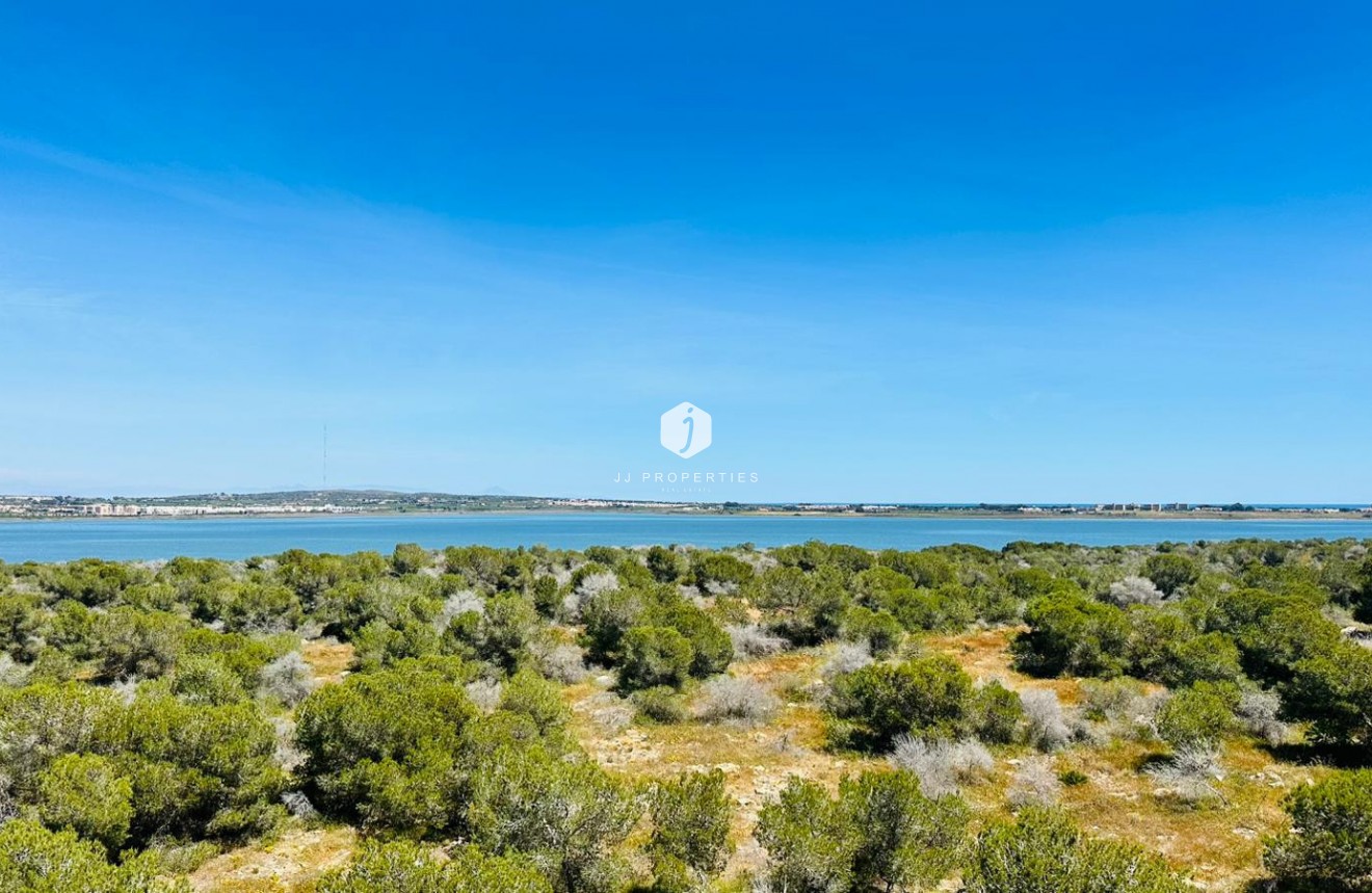 Segunda mano - Apartamento / piso -
Torrevieja - Costa Blanca